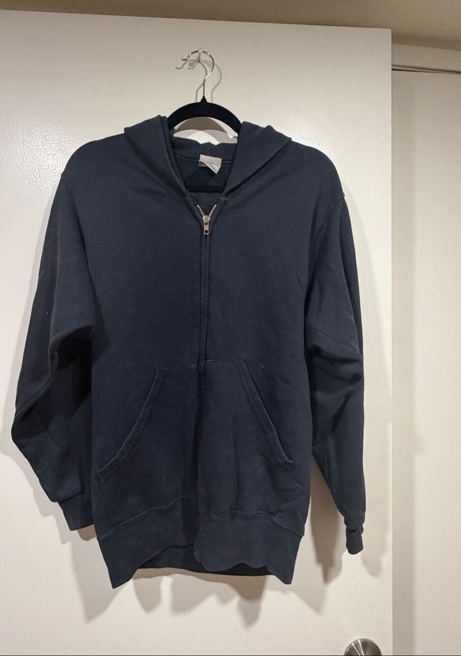Black zip up hoodie size M SOFFE